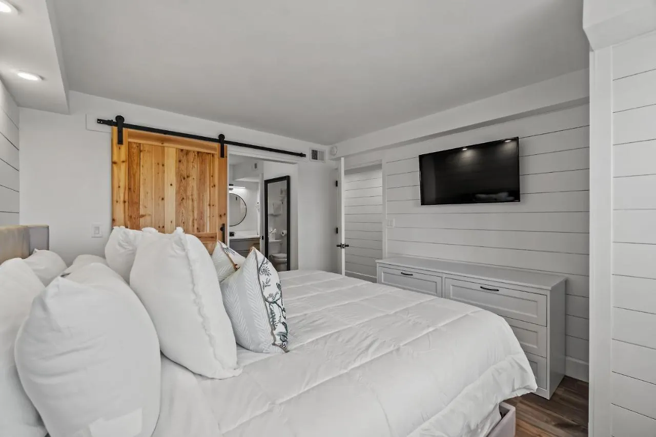 The Summit 803 - Luxury Beach Resort Condo - Beachfront - Incredible Views - Beach Chairs And Sunshade Provided In Condo Panama City Beach Estados Unidos